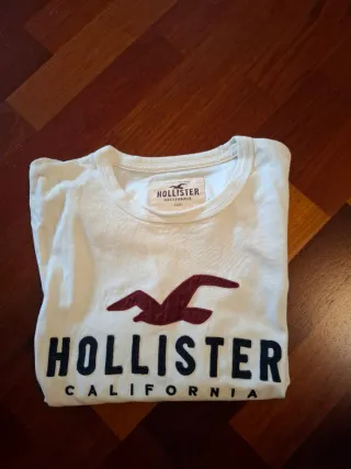 Pack de 2 Camisetas Hollister azul marino y blanca