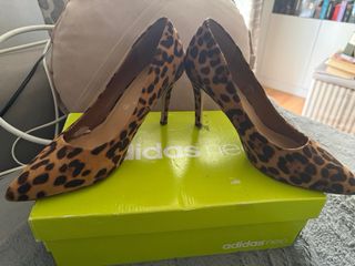 Zapatos de tacón animal print