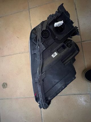 Foco Delantero Izquierdo Seat Leon 2021