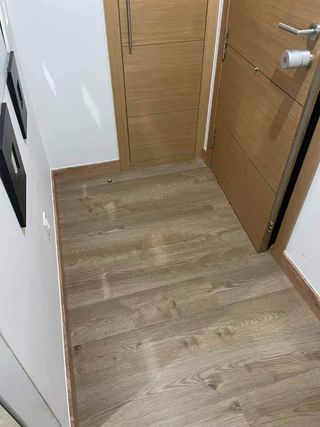 Instalador de tarima vinílica