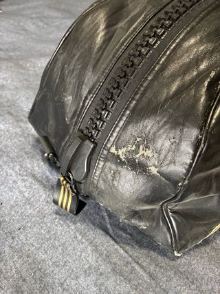 Bolsa de viaje Adidas Grande Negra y Dorada