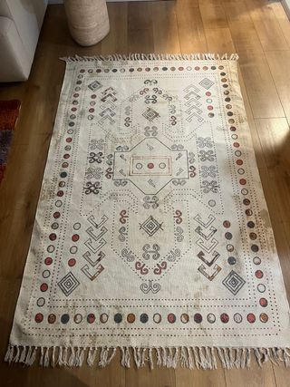 Alfombra geométrica 180x120 cm. Super versátil.