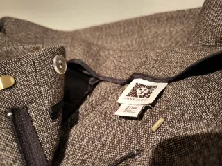 Pantalón señora marrón oscuro