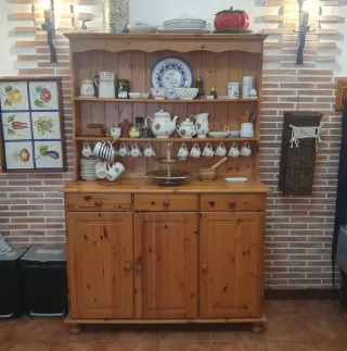Alacena de madera para cocina en La Rioja.