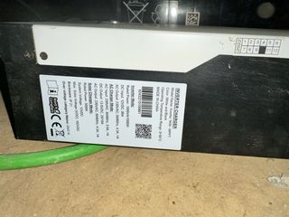 Inversor y 2 Baterías Solares Numax