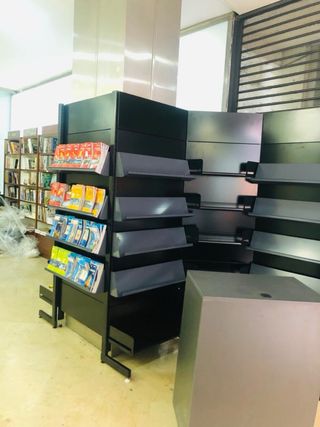 Estanterías metálicas negras Ral 9005 seminuevas