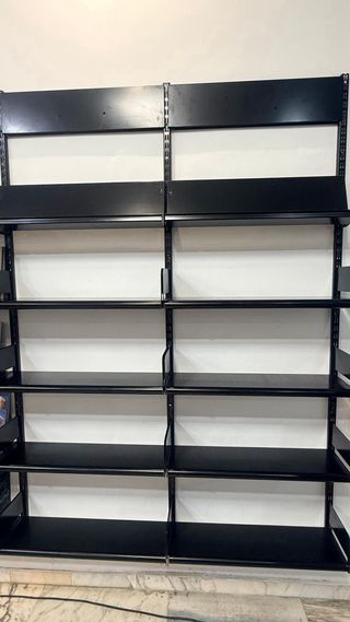 Estanterías metálicas negras Ral 9005 seminuevas