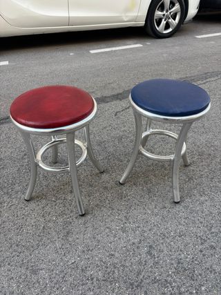 Taburetes bajos aluminio y Piel Sintética