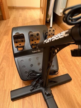 Volante Logitech G29 PS4/PS5 + Asiento Playseat