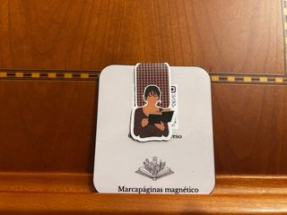 Marcapáginas magnético personalizado