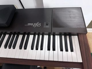 Piano Yamaha PF15 Profesional