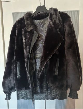 Abrigo Chaquetón Piel y Mouton Negro