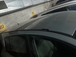 Baca de coche modelo Renault Megane. Marca Thule