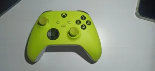 Controller Xbox Series X|S Electric Volt
