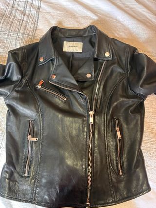Cazadora Biker Stradivarius Talla M. Piel