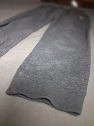Pantalón Nike gris para niño