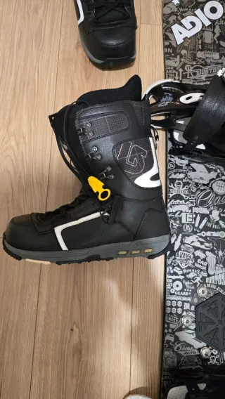 Tabla Snowboard y Botas Burton