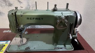 Máquina de coser Refrey 427 Automática