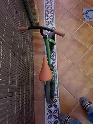 Bicicleta de equilibrio Kinderkraft