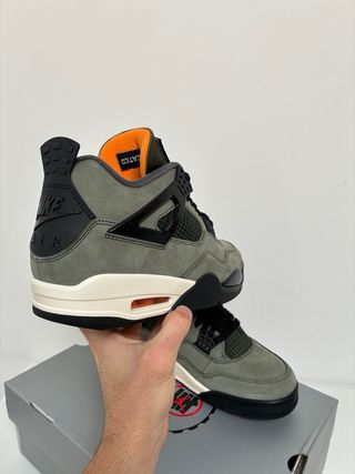Air Jordan 4 Retro SP Undefeated Olive
