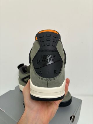 Air Jordan 4 Retro SP Undefeated Olive