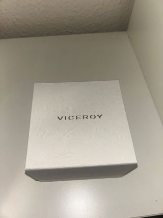 Reloj Viceroy Mujer Malla Acero Morado