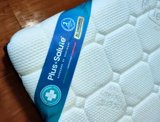 2 Colchónes Plus+Salute 105x190 y 2 canapes