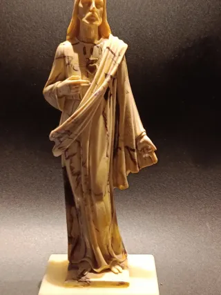 Figura Sagrado Corazón de Jesús Marmolina veteada