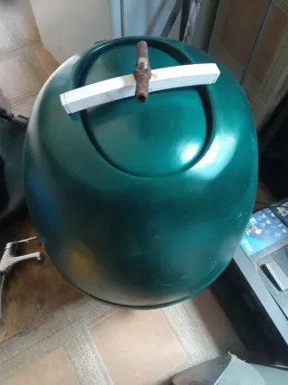 Abonadora de riego verde