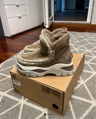 Botas MOU Originales Beige/Marrón