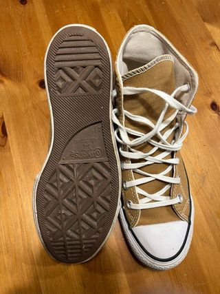 Zapatillas Converse Altas Marrones y Amarillas