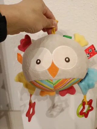 Peluche búho bebé texturas