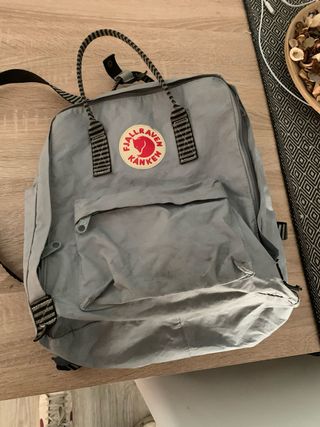 Mochila FjallRaven Kanken Gris