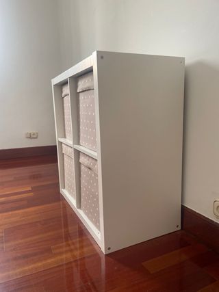 Estantería de 4 cubos