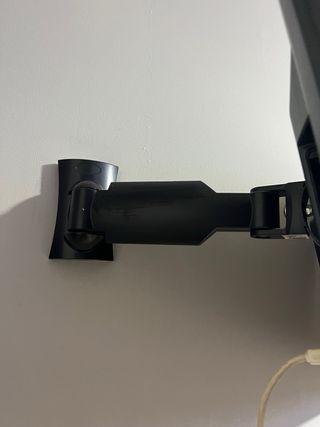 Televisor OKI Full HD 1080 (con DVD) 21" + Soporte