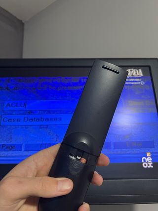 Televisor OKI Full HD 1080 (con DVD) 21" + Soporte