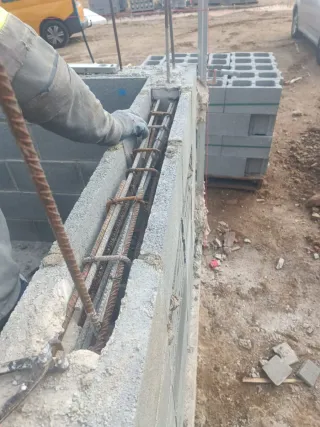 Servicio de Reparación, reformas y pintura.