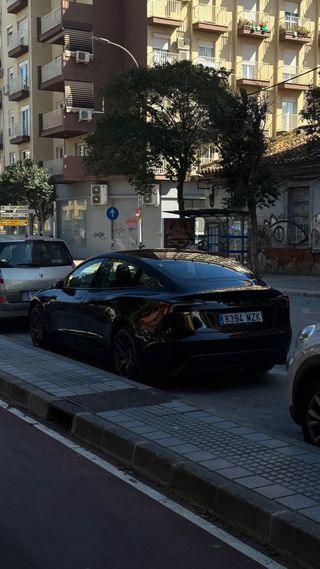 Tesla Model3 2025 - 16.500km y 3 años garantía