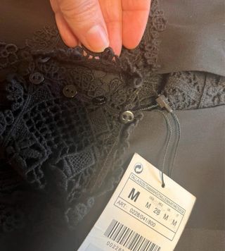 Vestido negro con encaje