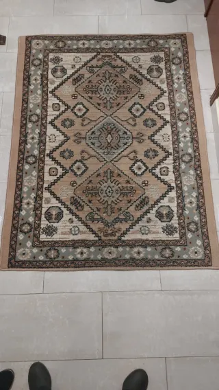 Tappeto beige e marrone per ingresso