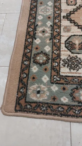 Tappeto beige e marrone per ingresso