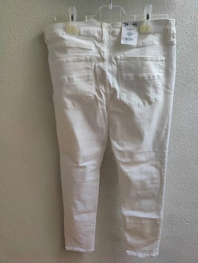 Pantalón Sfera blanco nuevo con etiquetas