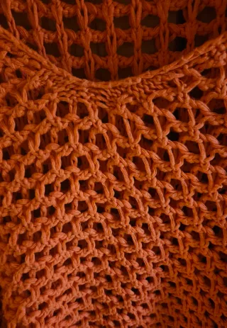 Jersey calado color coral talla única