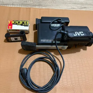 Cámara JVC Saticon + Película Negra Pan