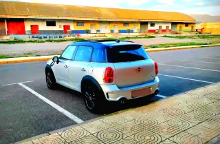 MINI Countryman 2012