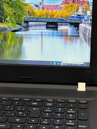 Lenovo E50 i3 8GB RAM 1TB HDD 15 Win 10