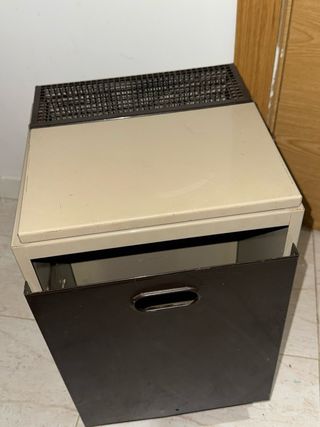 Estufa de butano metal beige y marrón