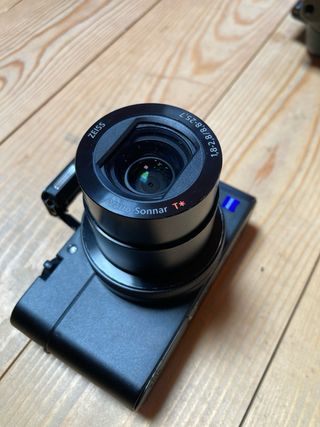 Cámara Sony RX100V + Carcasa Submarina