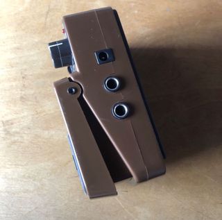 Pedal Behringer TP300 Ultra Tremolo/Pan