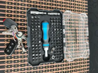 Juego Destornillador Carraca y Puntas